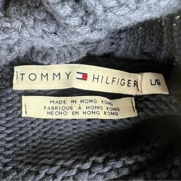 Tommy Hilfiger Women’s Vintage Red, White, Blue Knit Sweater Size Large - Picture 9 of 10